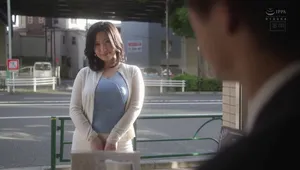 Gã chồng yếu không làm lên đỉnh, người vợ lên mạng tìm trai trẻ xxx khỏe